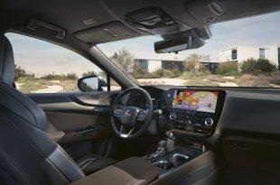 Pristatoma naujoji „Lexus NX” komplektacija „OVERTRAIL”